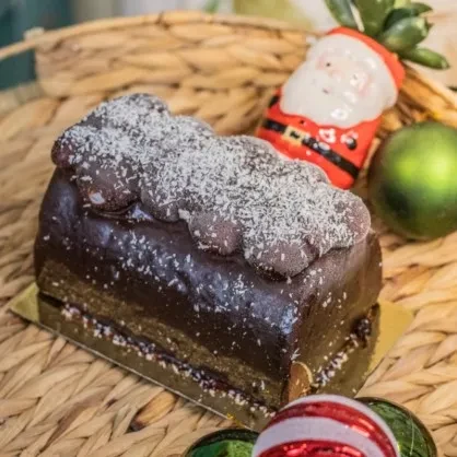 Bûche de Noël Chocolat, Noix de Coco et Passion BIO - MORICE