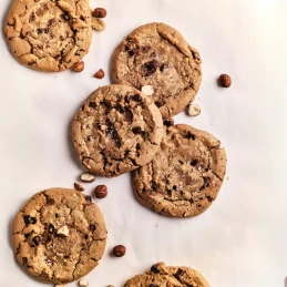 50 Cookies Noisette pépites de chocolat noir 80g - YUMGO
